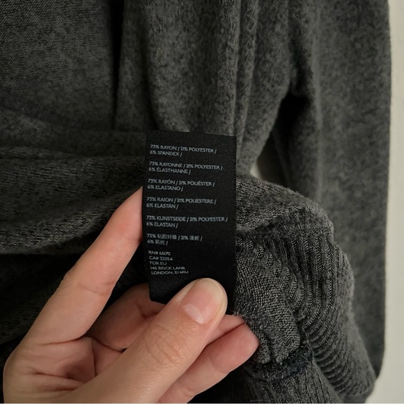 Anthropologie Grey Rocio Surplice Knit Sweater Top Size Small Cozy Balletcore - Picture 6 of 6